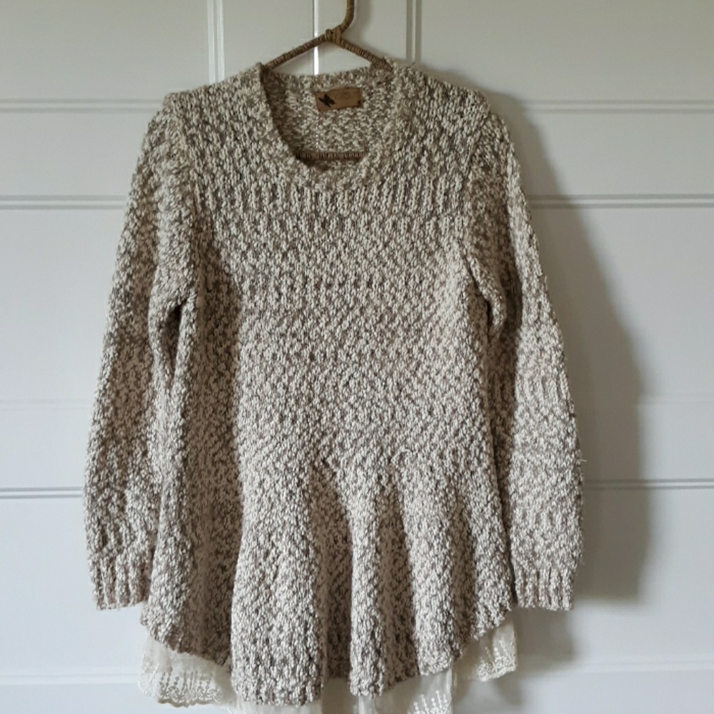 Long sleeve knitted sweater
